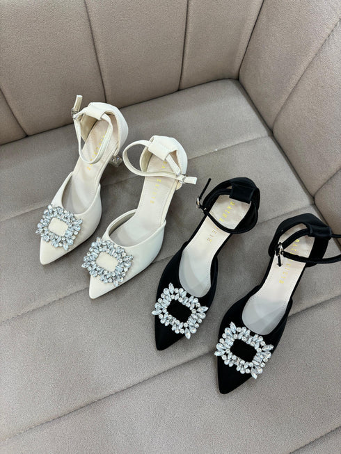 Women Rhinestone Pointed Toe Heel